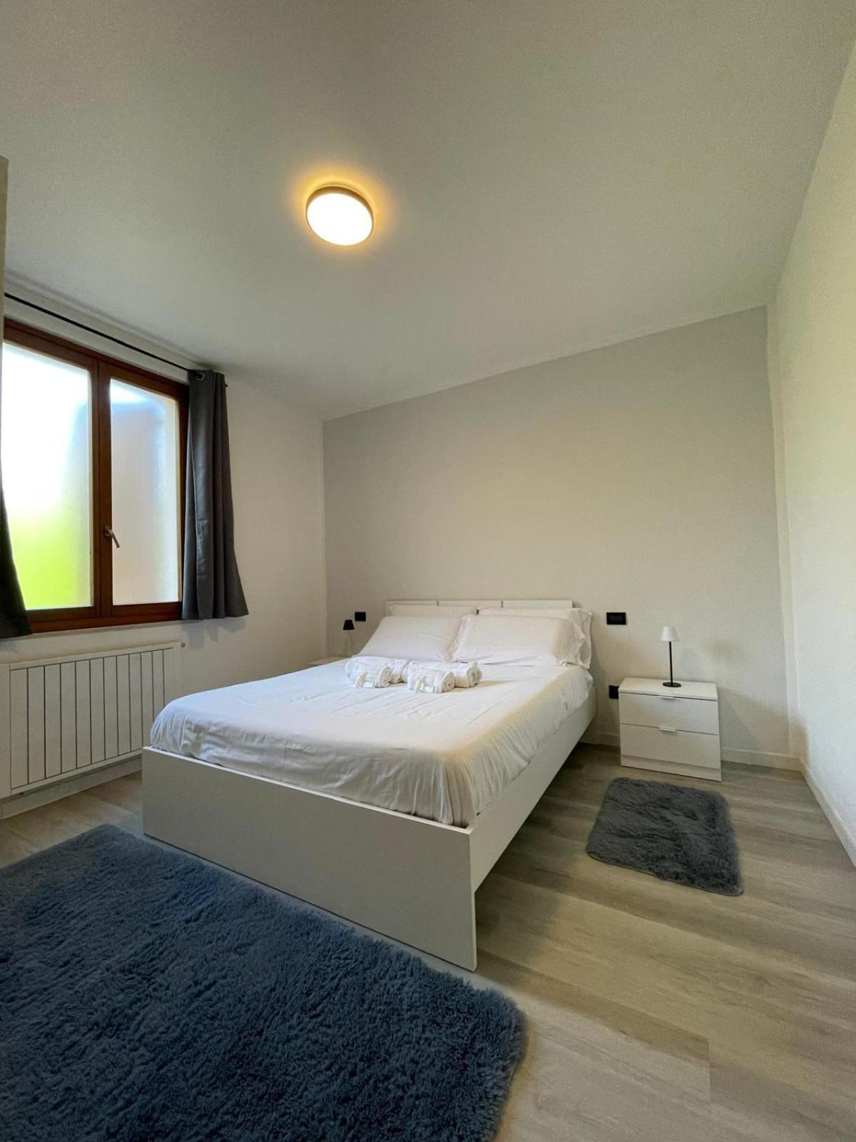 Marconi City Centre Desenzano del Garda Extérieur photo