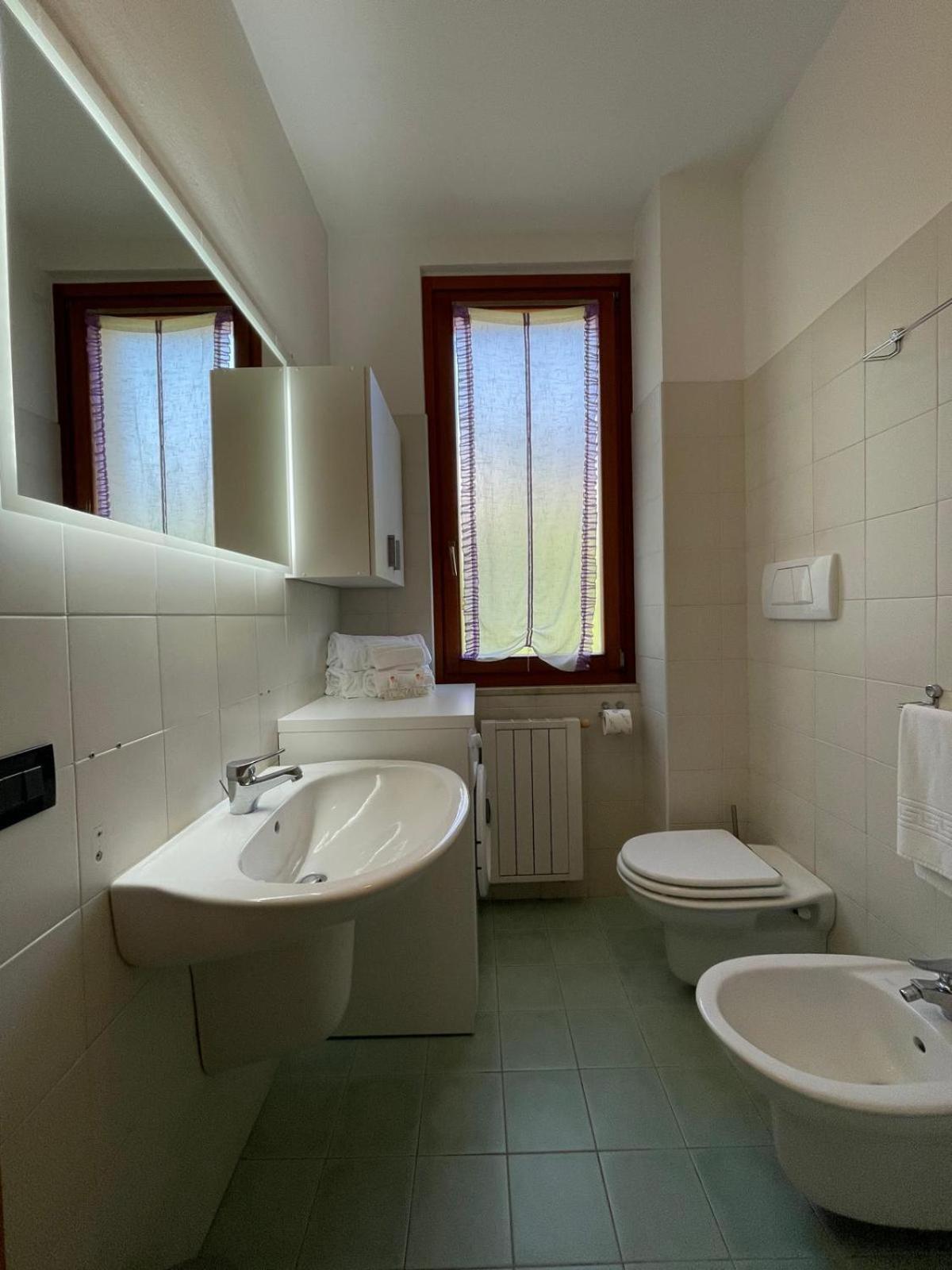 Marconi City Centre Desenzano del Garda Extérieur photo