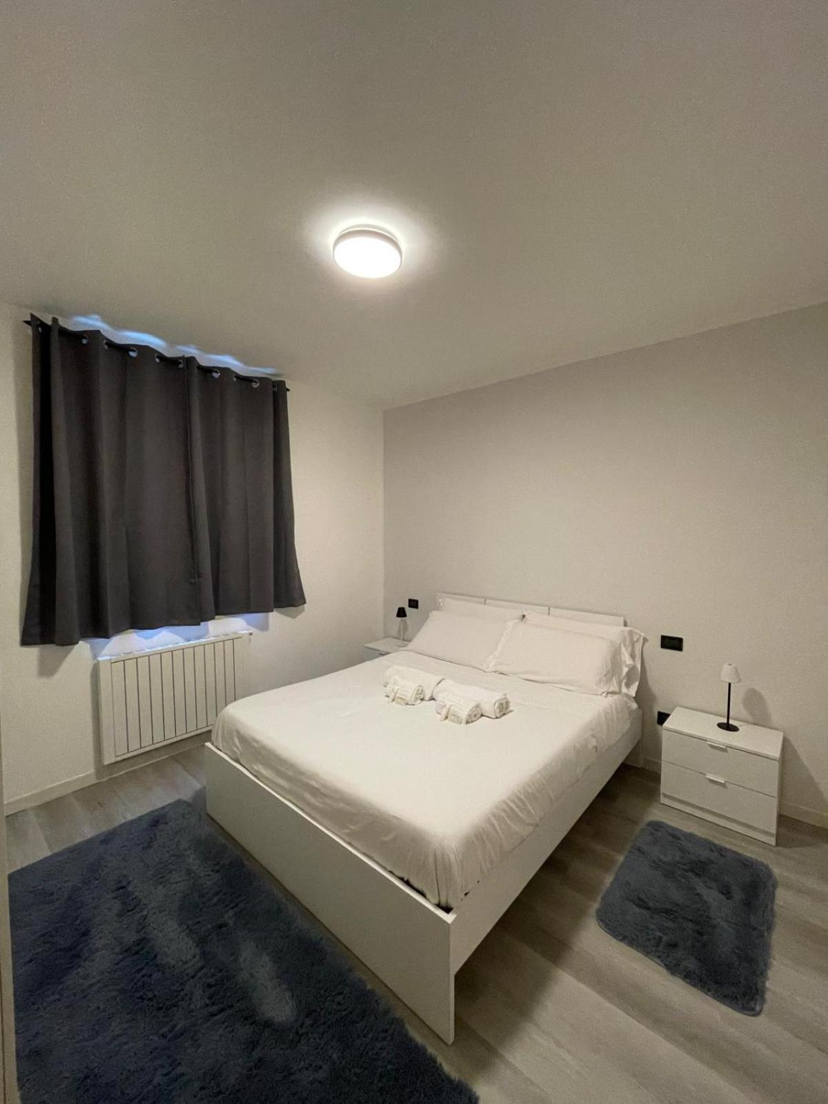 Marconi City Centre Desenzano del Garda Extérieur photo