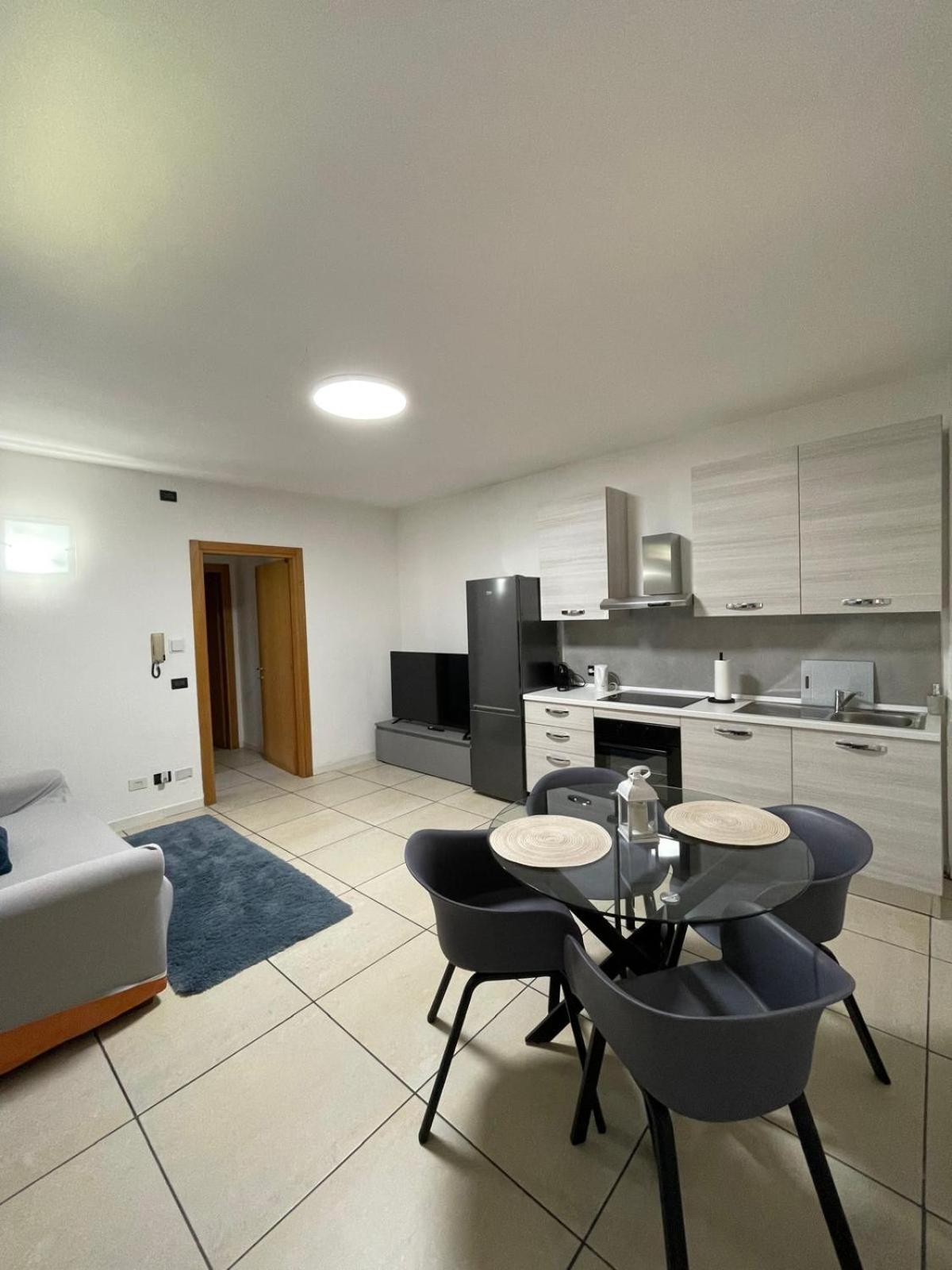 Marconi City Centre Desenzano del Garda Extérieur photo